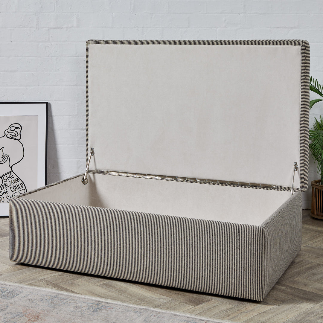 Lexington Deep Buttoned : Deep Buttoned Deep Storage Ottoman