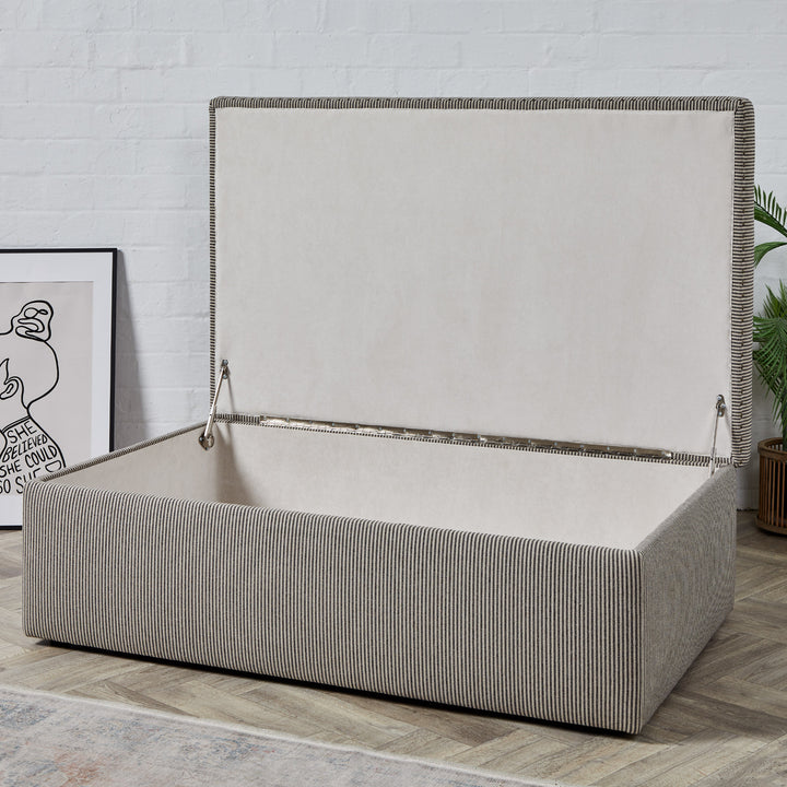 Kensington Piped : Piped Storage Ottoman