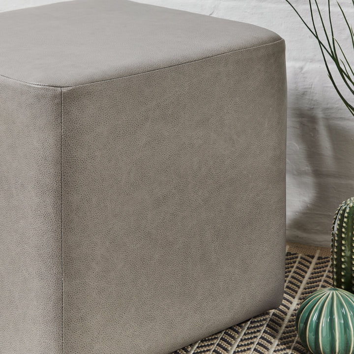 Oxford : Cube Footstool