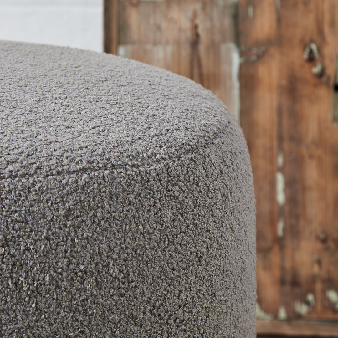 Pula : Pebble Stool